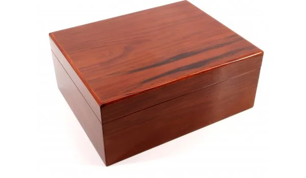 Humidor Savoy by Ashton in Palissandro Medio Basic Edition